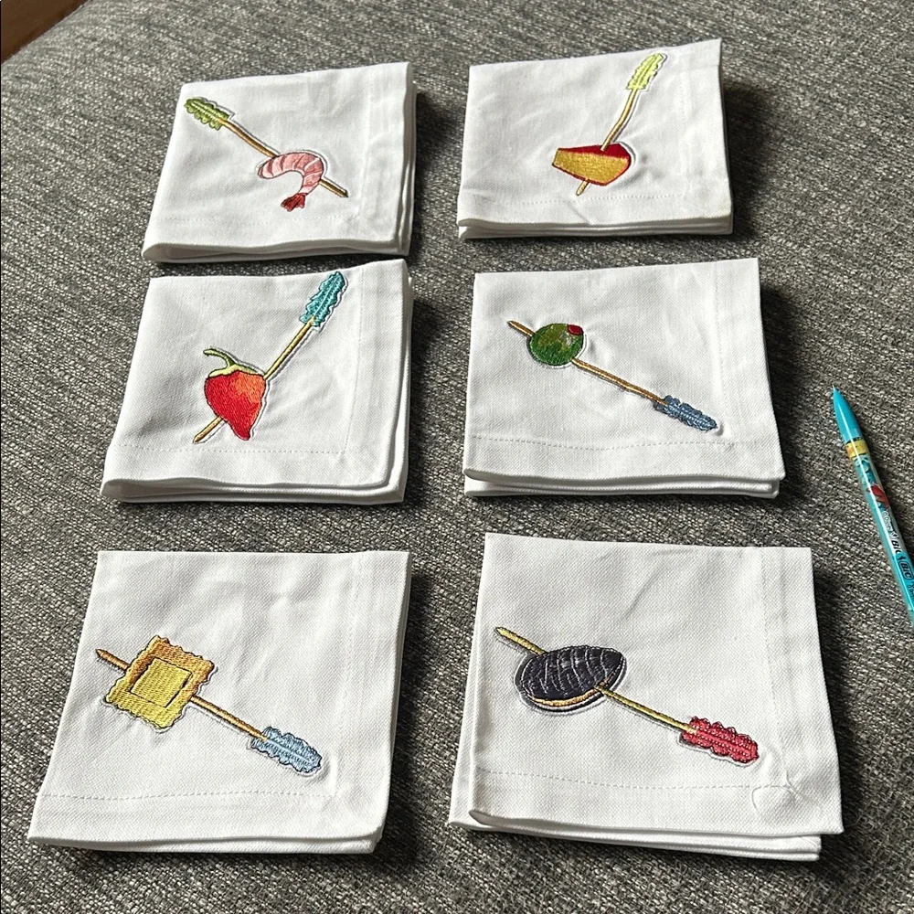 Set of 6 Tidbits Cocktail Napkins